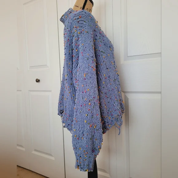 💙 POL Distressed Sweater - Picture 4 of 6